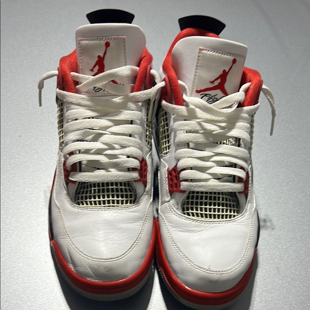 Nike White and Red Sneakers